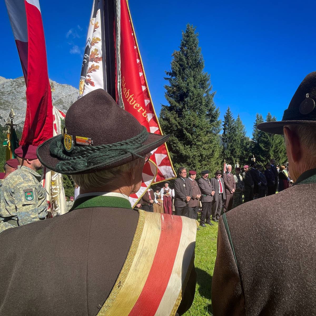 541055247_1305845721559633_7489645119713580543_n