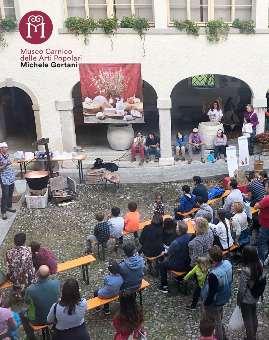 (c) Museo delle Arti Popolari Tolmezzo